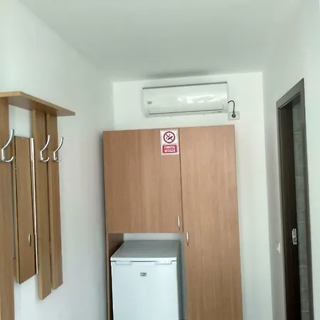 Πανσιόν Casa Albatros *